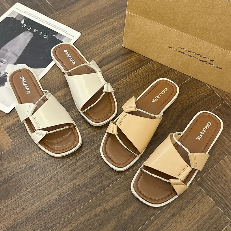 

Новые женские открытые тапочки в римском стиле, летние уличные пляжные тапочки на плоской подошве с низким каблуком, нескользящие, многофункциональные, простой дизайн