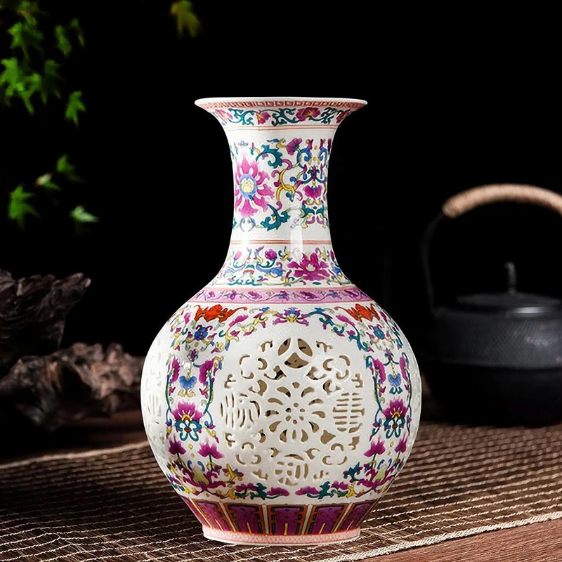 Jingdezhen Ceramic Blue and White Porcelain Pierced Vase Flower Ornaments for Home Chinese Style Living Room Decoration