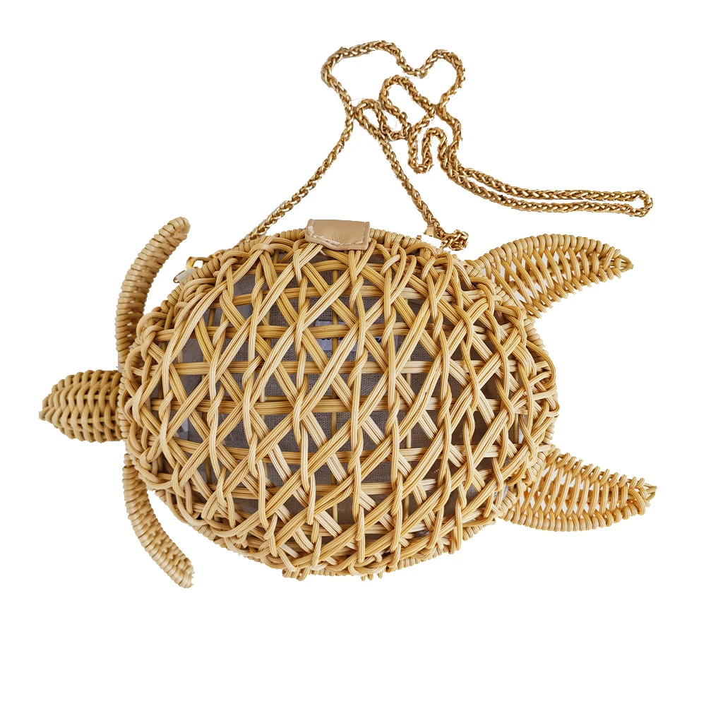 

Handmade PVC Rattan Turtle Purse for Women – Cute Woven Animal Crossbody Bag with Gold Chain