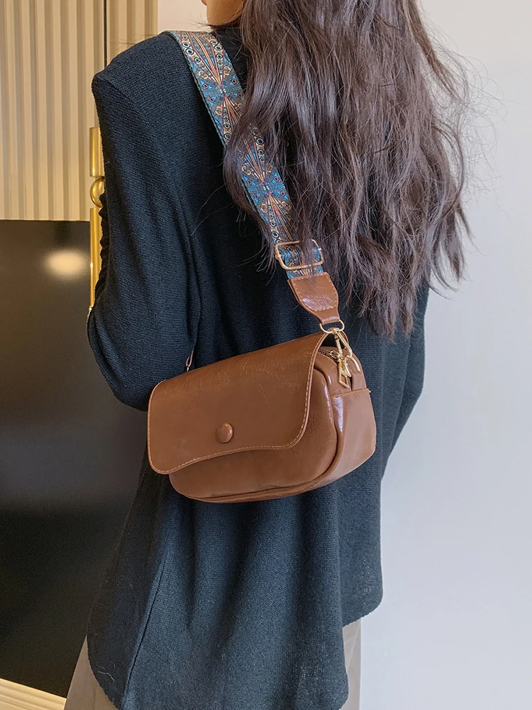 Simple Style Small Shoulder Bags For Women Solid Color Pu Leather Wide Strap Crossbody Bag Female Phone Purse Messenger Handbag