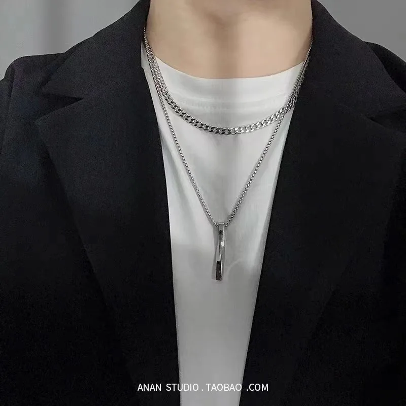 Punk Cross Star Natural Stone Beaded Necklace Goth Cross Chain Necklace Kpop Pendant Necklaces for Women Party Jewelry