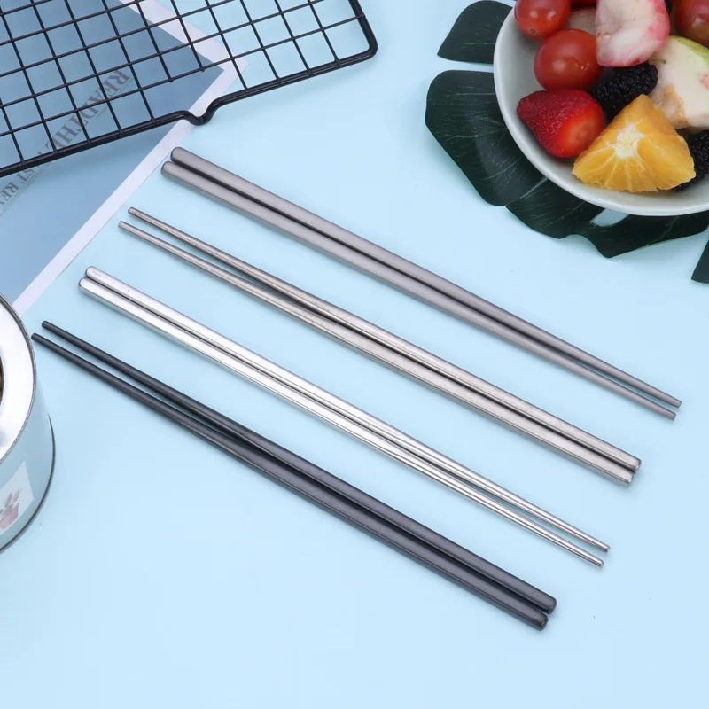 Pure Titanium Chopsticks, Sandblasting,Pure Color,Easy to Clean,Lightweight and Portable,Home Outdoor Tableware, 4 Pairs