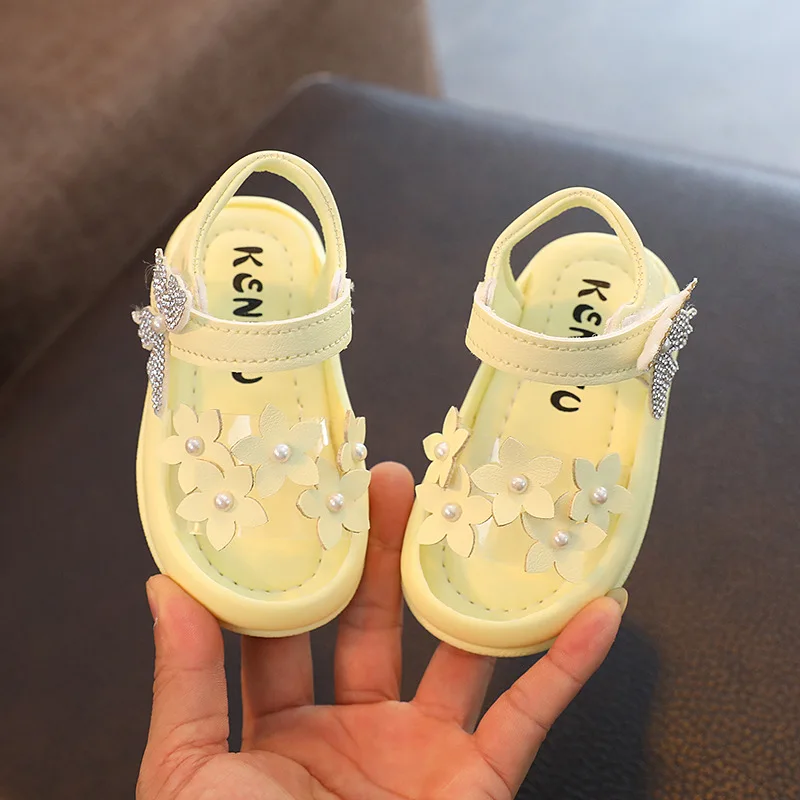 Children Sandals Summer Flower Butterfly Sweet Beach Shoes Comfortable Soft Sole Girls Shoes Non-slip Kids Princess Shoes サンダル