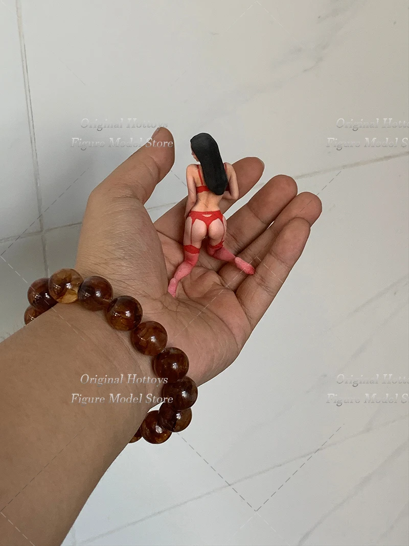 

1/16 Scale Female Soldier Red Bikini Hot Girl Mini Realistic Sculpture Full Set About 7cm Action Figure Model Collection