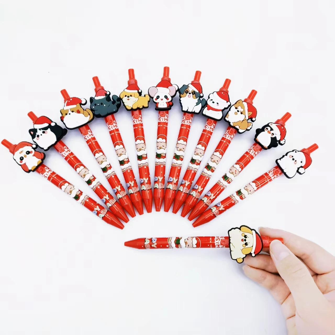 

15/24 шт., милая и теплая рождественская шариковая ручка в форме собаки, рождественская тематическая шариковая ручка, красный держатель для ручки, шариковая ручка