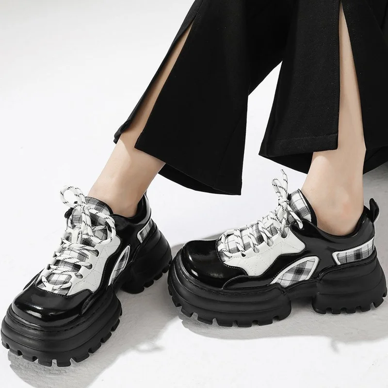 

Ботильоны на платформе в стиле пэчворк на шнуровке, пикантные ботильоны с круглым носком, разноцветные, новые поступления, модная женская современная обувь