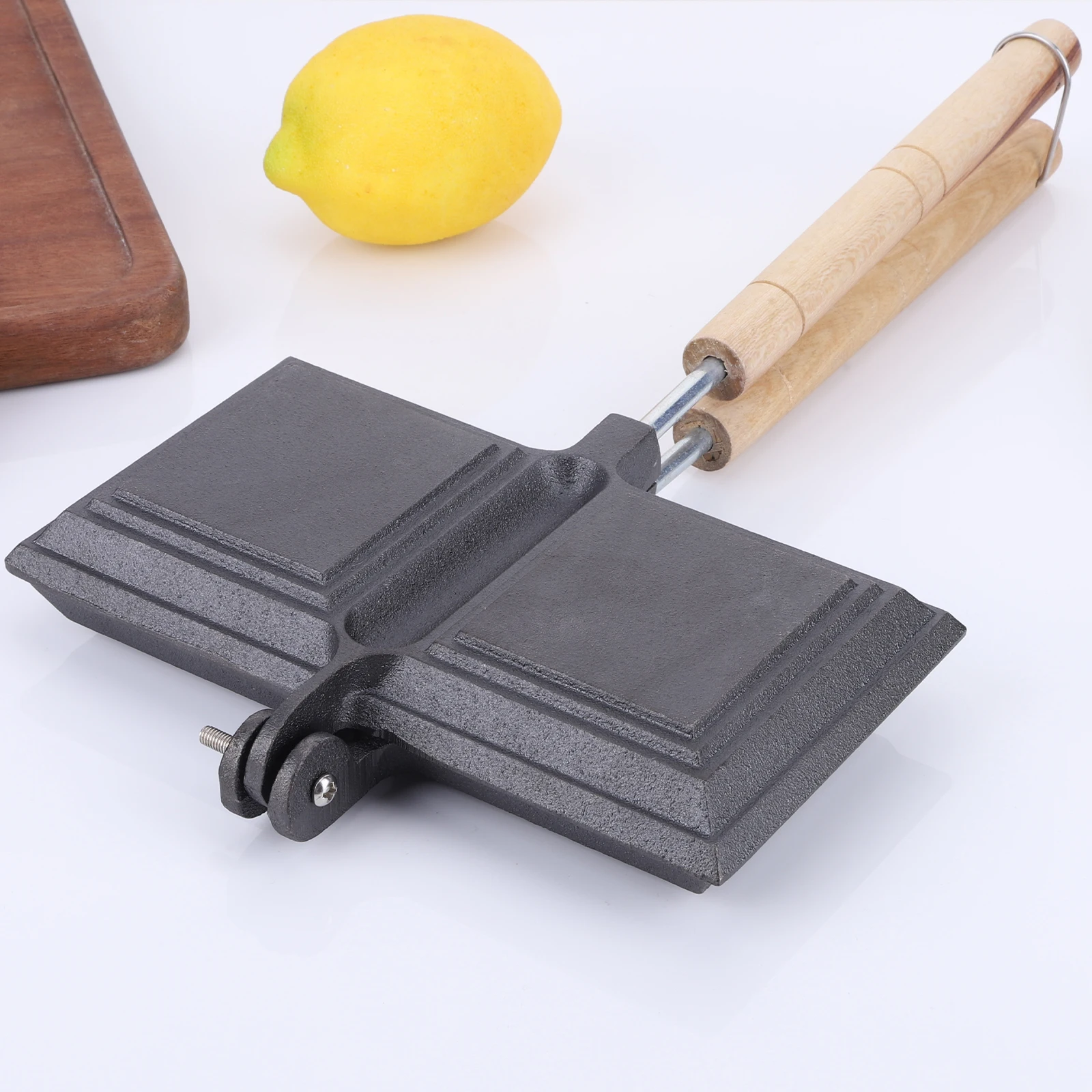 Cast Iron Sandwich Hand Toaster Double Sided Sandwich Toaster with Long Handle Removable for Breakfast Pancakes Toast Omelets