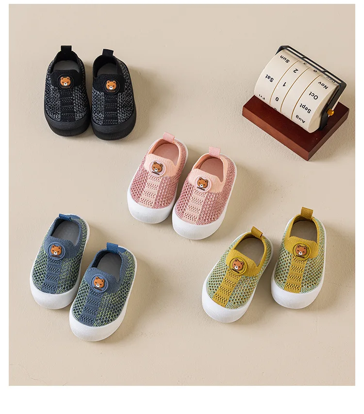 Baby-Lauflernschuhe mit Teddybär-Muster, weiche Sohle, rutschfeste Sandalen für Kinder, atmungsaktive Hohlschuhe für Frühling und Sommer – Detail 15