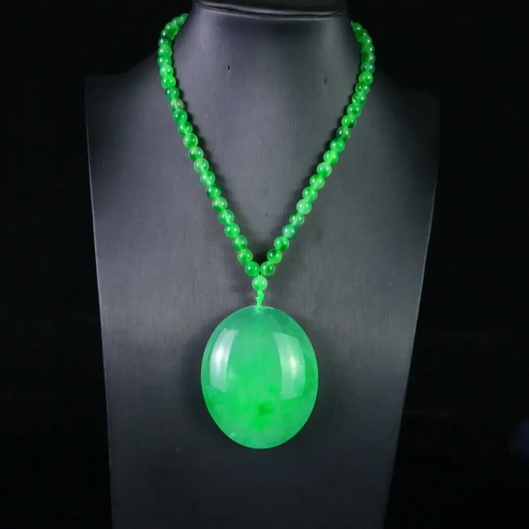 

Gaobing Seiko engraved jadeite pendant, exquisite jewelry, free chain, free box.