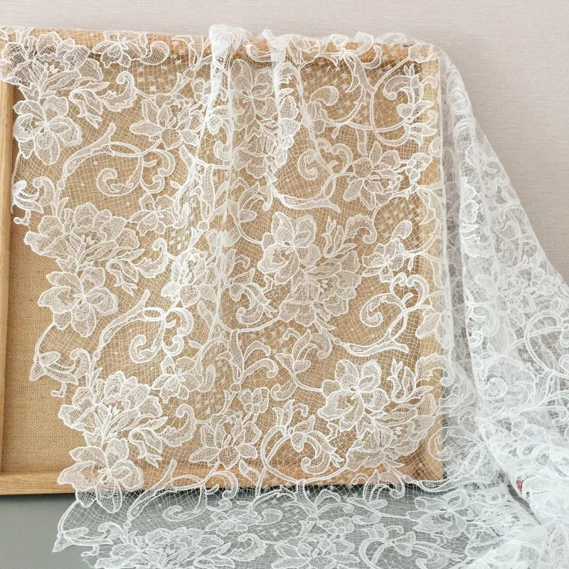 New High Quality Hollow Lace Fabric Handmade Wedding Dress Sewing, Clothing Background Decoration Materials and Accessories