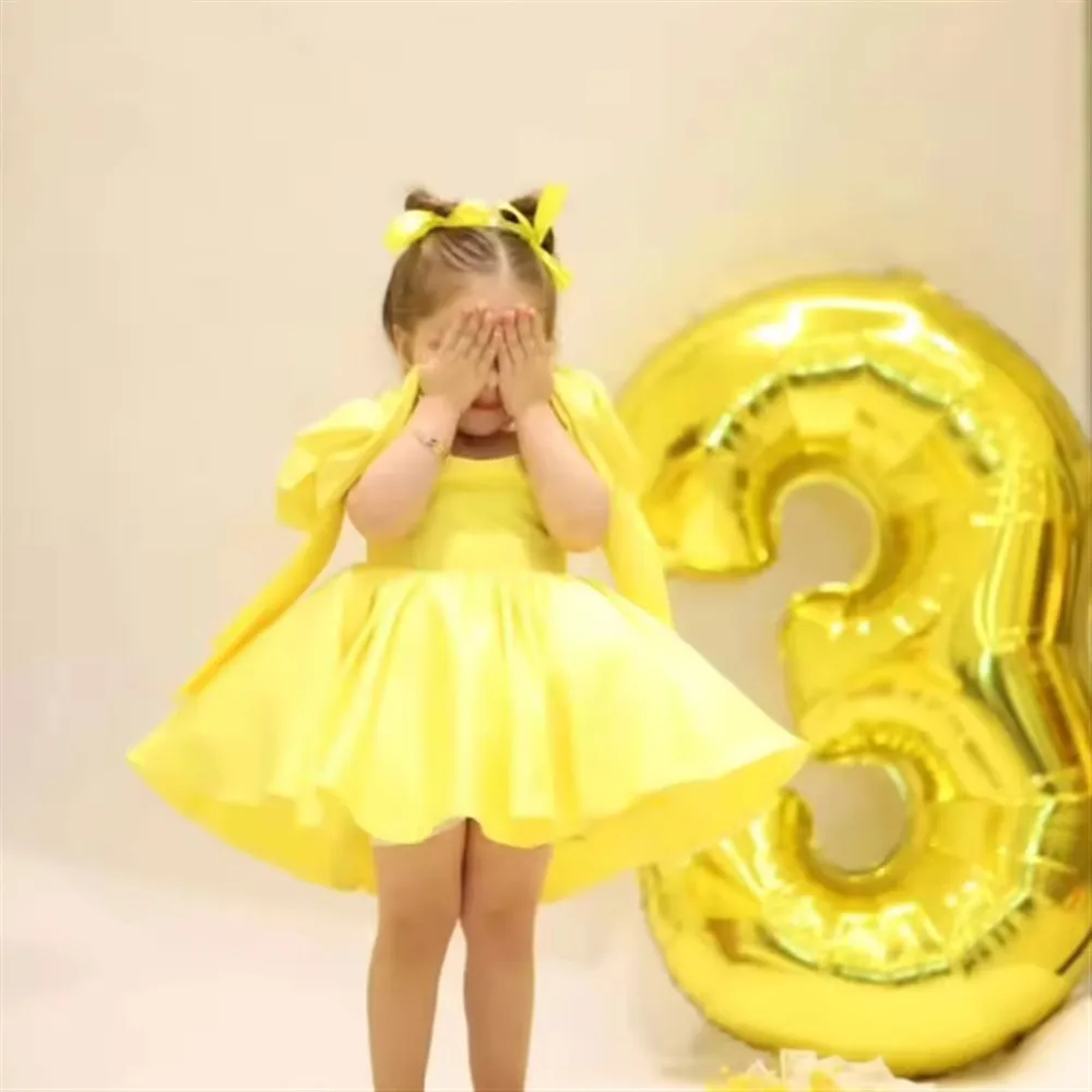 

Customized Yellow Flower Girl Wedding Dress Off Shoulder with Bow Princess Birthday Party Dress Kids First Communion Prom Gowns