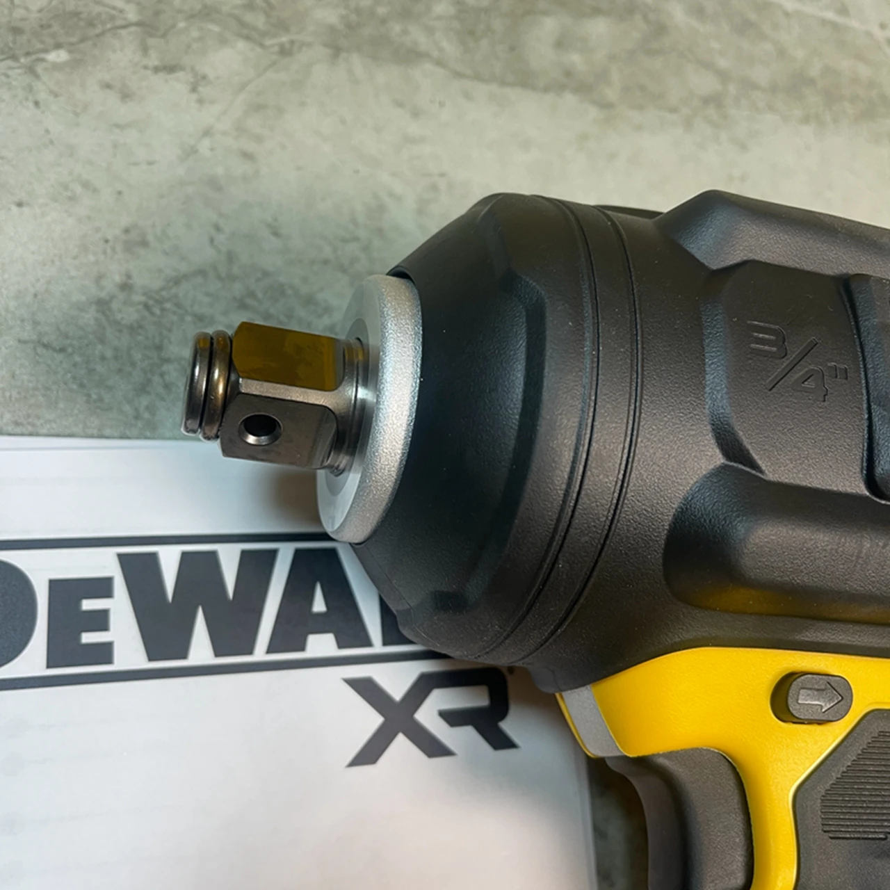 DEWALT DCF964 20V MAX* XR® Brushless Cordless 3/4