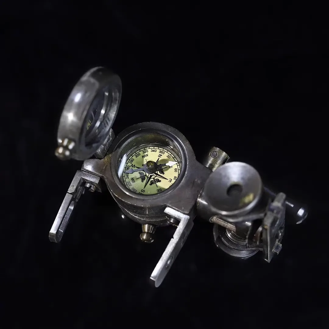Old western-era folding binocular copper telescope telescopic focal length compass folding telescope collection
