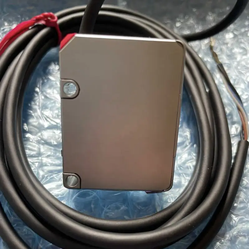 

New And Original LR-W70 LR-W70C Laser Sensors In Stock laser beam sensors