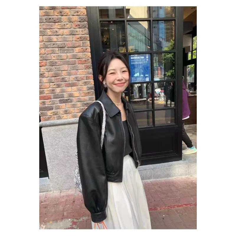 دراجة نارية نسائية جديدة لربيع الخريف فضفاضة متعددة الاستخدامات على الطراز الأمريكي سترة جلدية بسيطة على الطراز الأجنبي