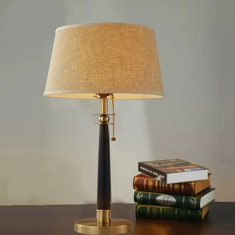 

American simple desk lamp, modern warm bedroom bedside lamp, neoclassical study creative hotel room