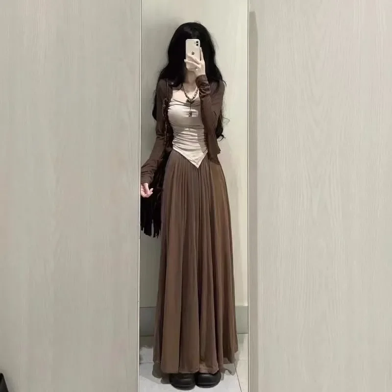 

Новый комплект из трех предметов: кардиган, топ-камизоль, повседневные брюки, коричневый