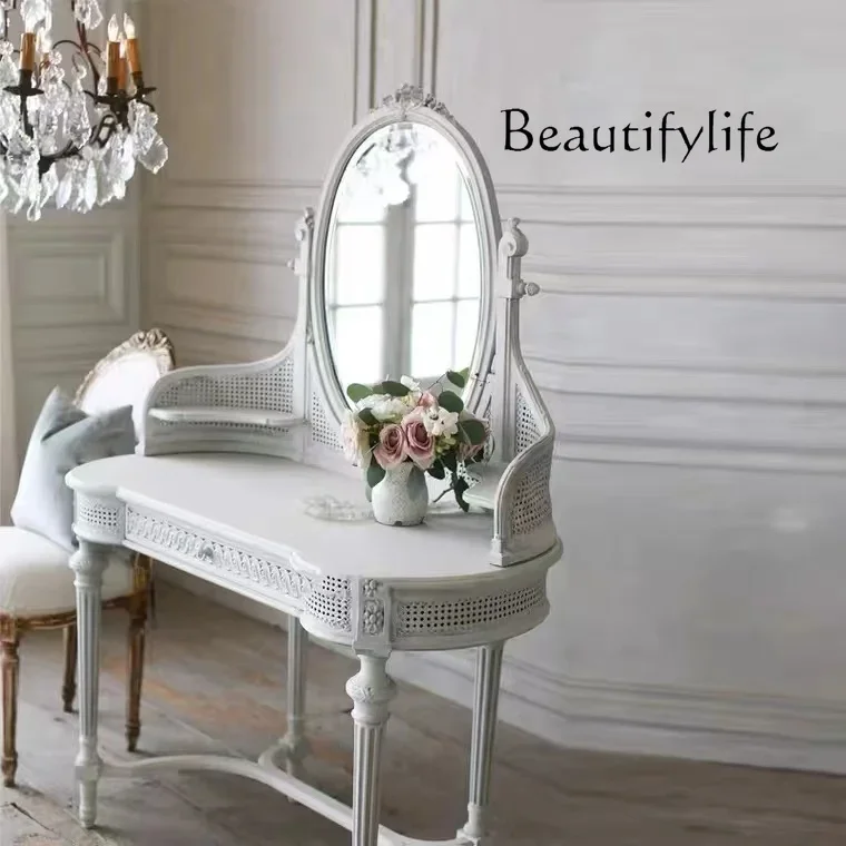 

X32 French Retro Solid Wood Carving Flower White Rattan Art Dresser American Bedroom Curved Old Dressing Table