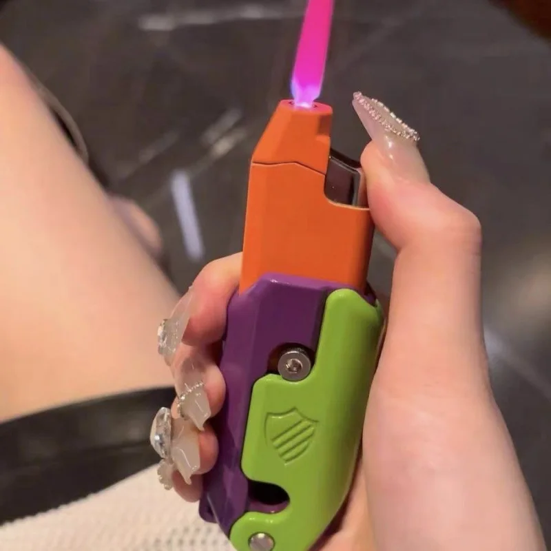 

Lighters Smoking Cigarette Accessories Internet Celebrity Windproof Pink Flame Lighter Retractable Folding Inflatable （NO GAS）