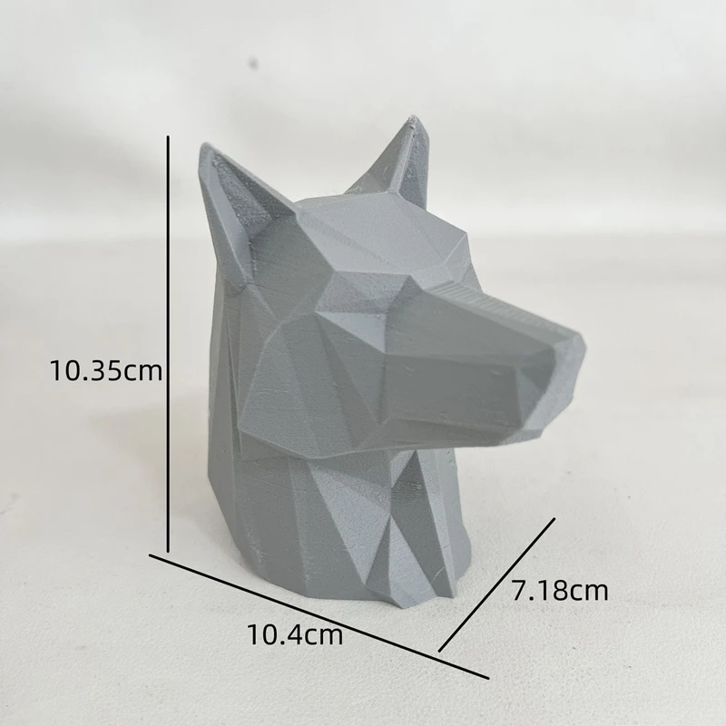 Wolf Shape Trailer Hitch Cover Christmas Hat Gas Mask 3d Printed Trailer Hitch Ball Cover Prevent Receiver Tube From Rusting view 5