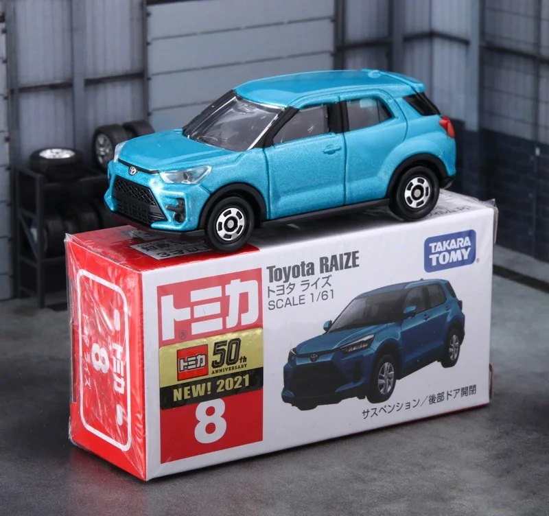 TOMY Toyota RAIZE SUV coche de aleación fundido a presión y vehículos de juguete modelo de coche modelo a escala en miniatura coche para niños