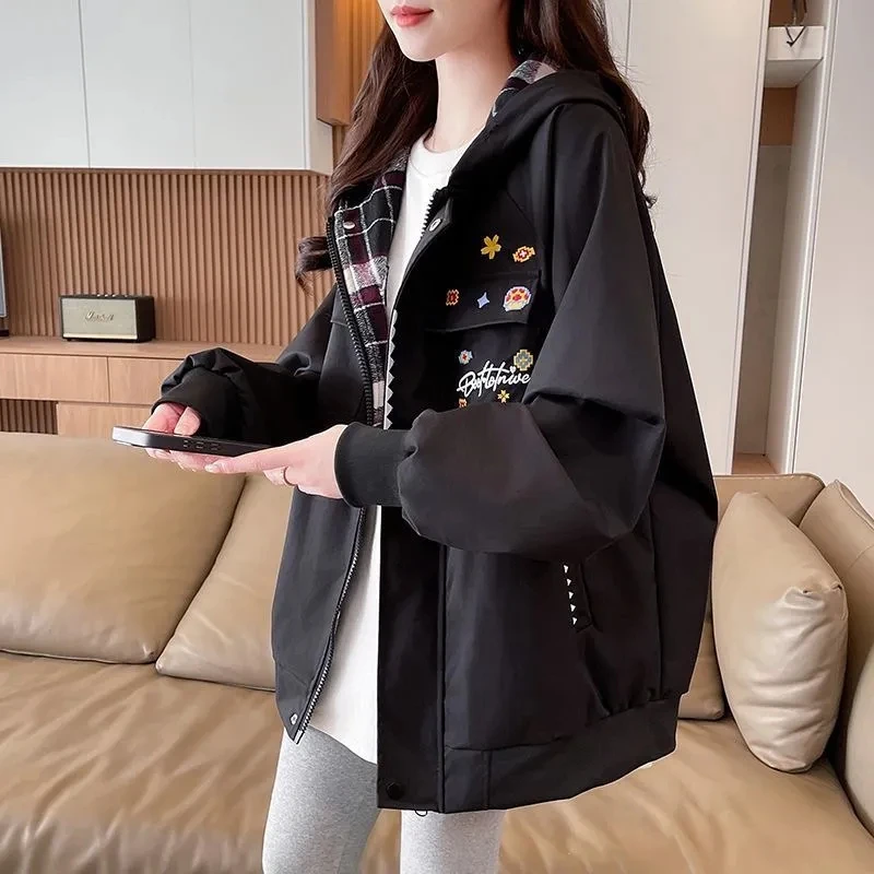 2026 New Spring and Autumn Jacket Fashion Embroidered Hooded Student Coat Loose Jacket Cartoon Girls College Top Windbreaker