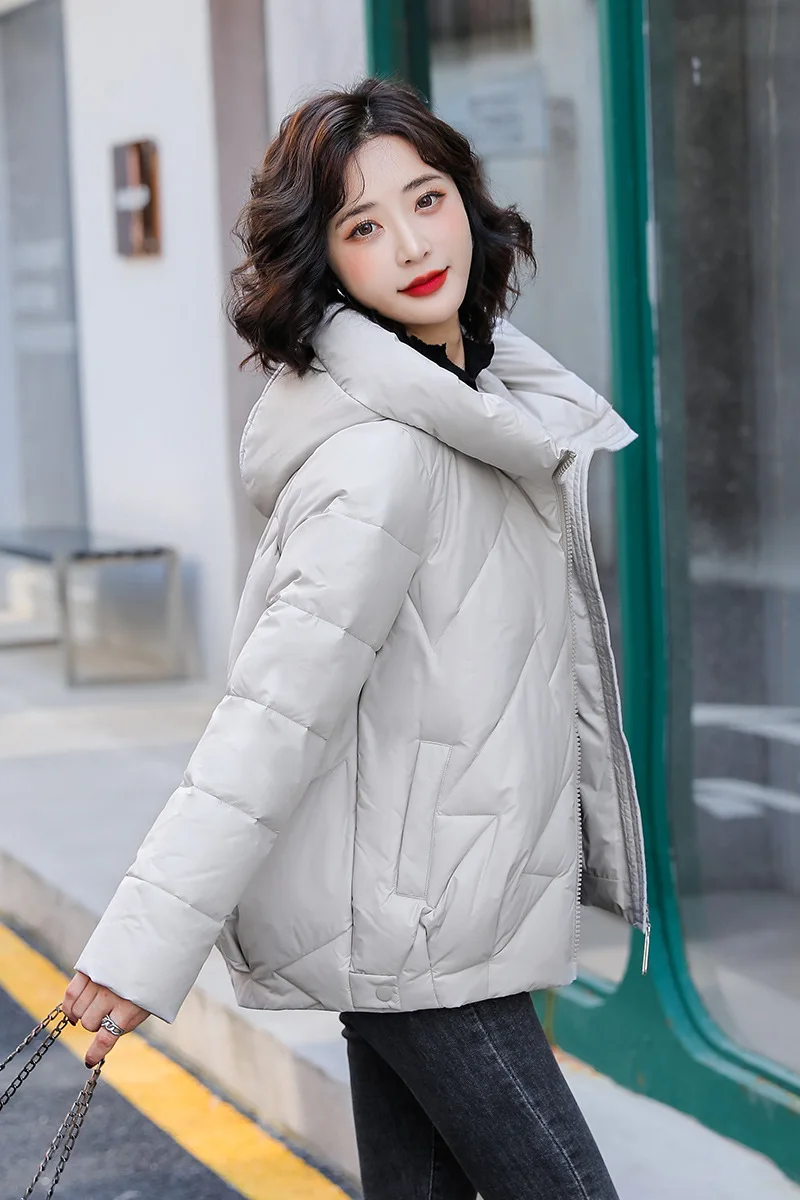 Women's Short Winter Cotton Jacket Warm New Loose Hooded Thick Cotton Coat Trendy Quilted Cotton Padded Jacket Parkas Clothing