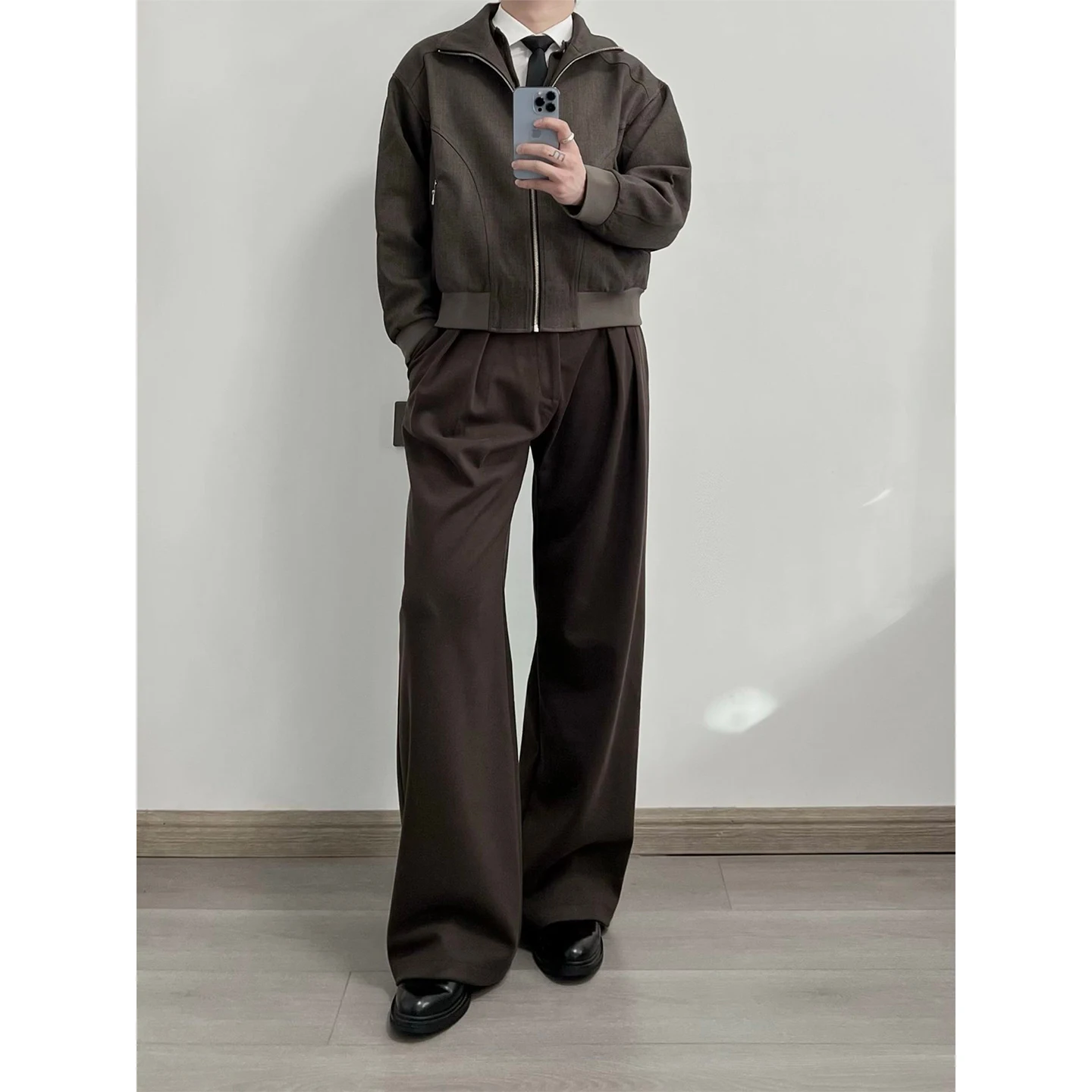 

Brown Mixed Woolen A-Line Wide Leg Knife Pants Men's Heavy Duty High-End Feelings Casual Trousers Youth Fashion Winter Season