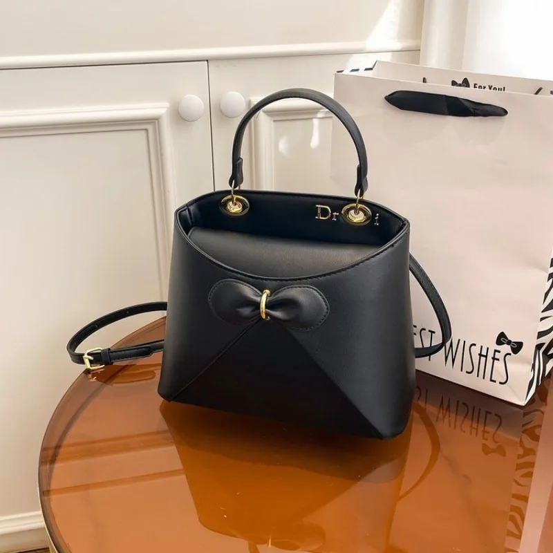 

High End Minimalist Diaper Bag Women Leather Crossbody Purse Casual Solid Color Vintage Commuter Handbag For Business Leisure