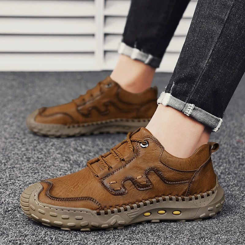 

2025 new plus size men's casual shoes, thick soled leather shoes, hand sewn loafers, fashionable men's shoes