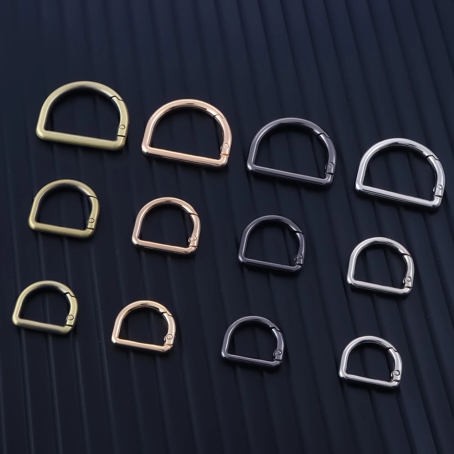 5Pcs D Spring Snap Hook, Metal Keychain Spring, Backpack Clips, Key Chain Hooks for Webbing Buckle, Keyrings, Purse Chain