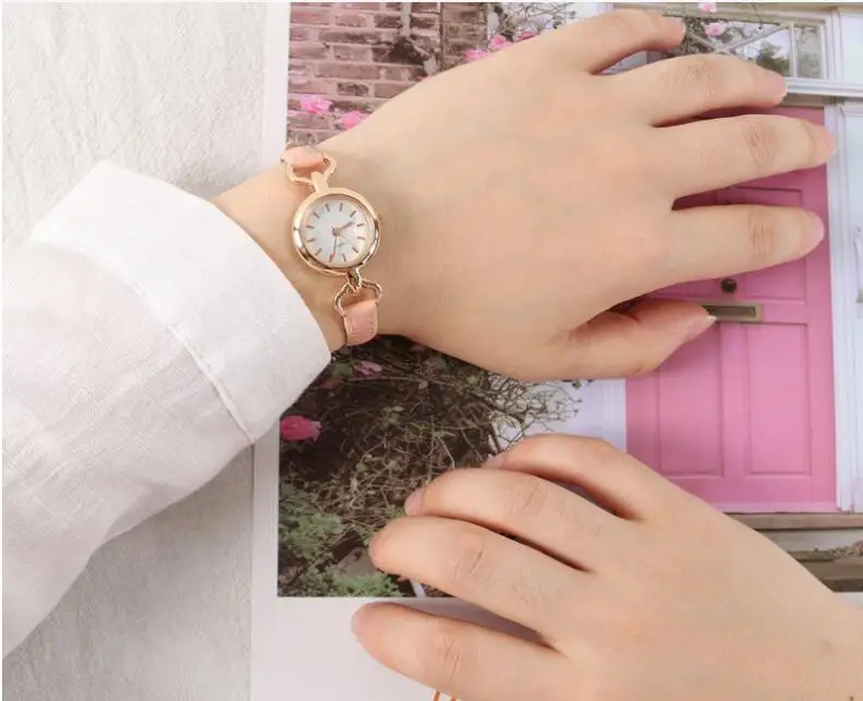 Petite montre à quartz ronde populaire pour filles, commerce extérieur, cadeaux de mode, type de bracelet