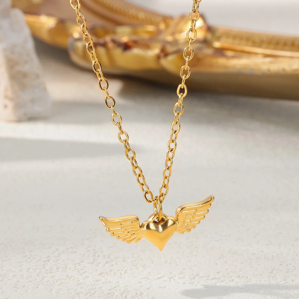 Gold Color Heart Angel Pendant Necklace Classic Stainless Steel Anti-rust Necklace Unique Temperament personality girls Jewelry
