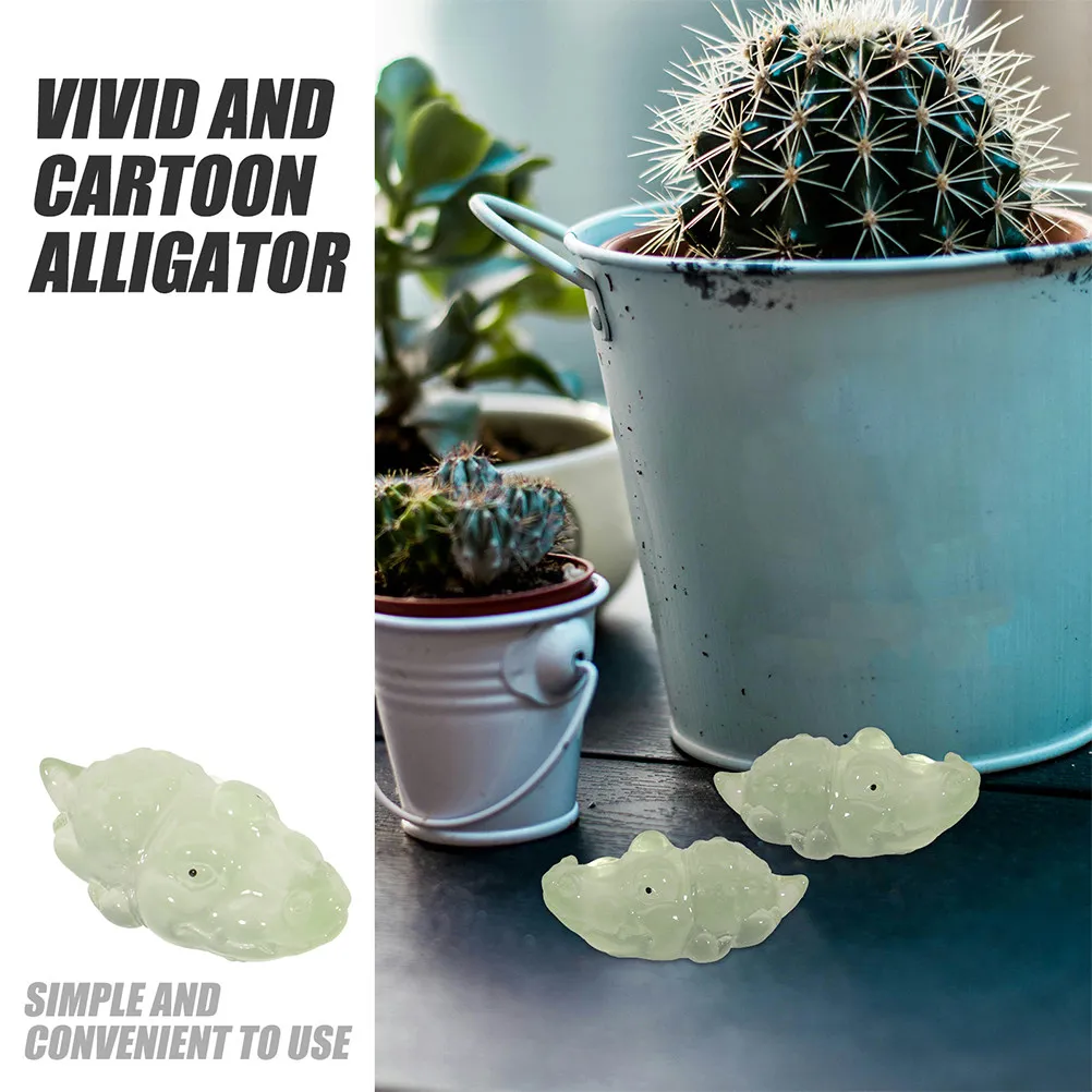 25Pcs Miniature Resin Alligator Ornaments Glow in The Dark Cute Small Animal Decoration Garden Micro Landscape Desk Decor