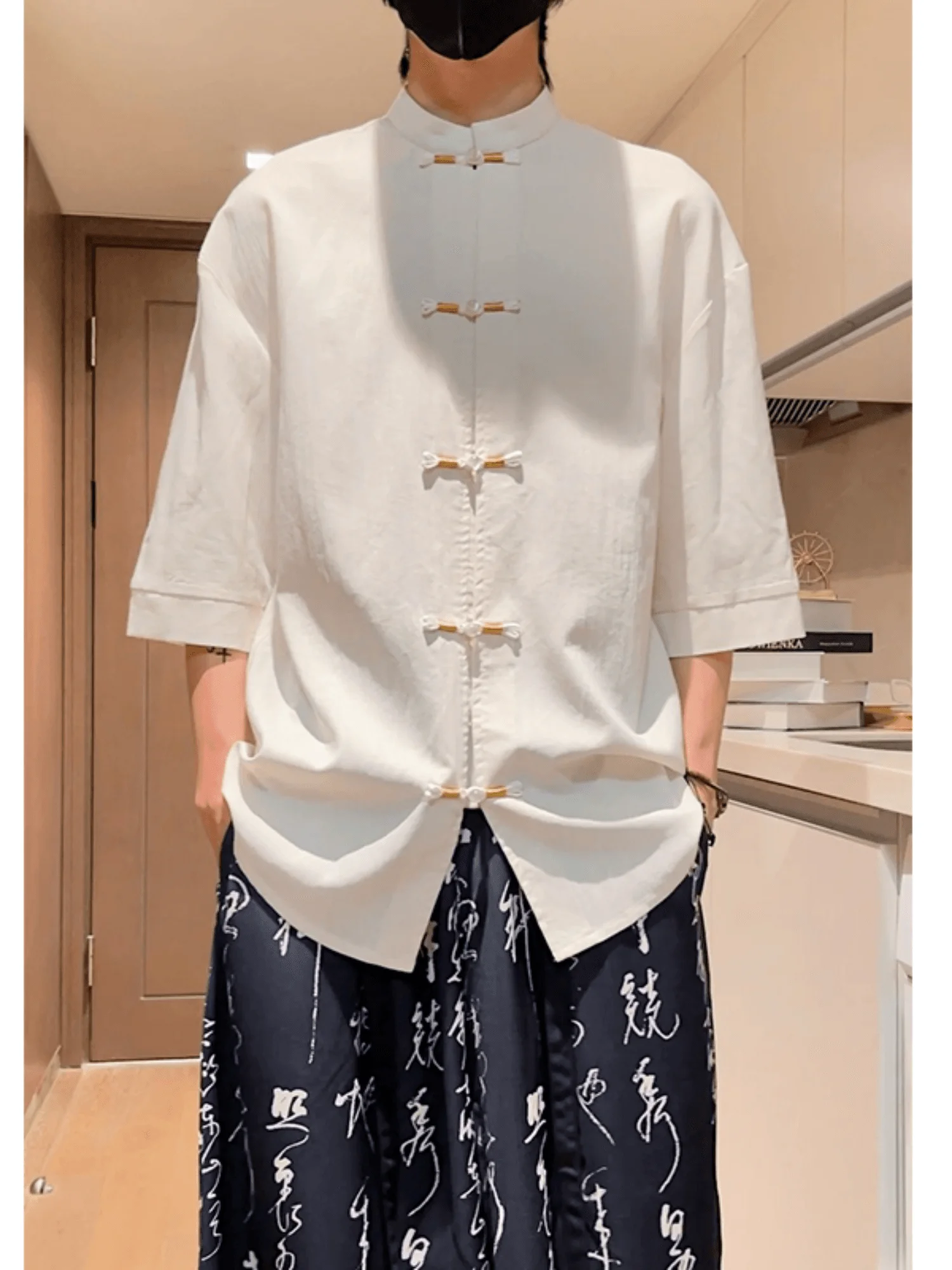 

Loose Fit Men's ort Sve irt Pure Color Casual Five-Button Chinese Sle Tang Costume Hanfu Top Summer Thin Polyester