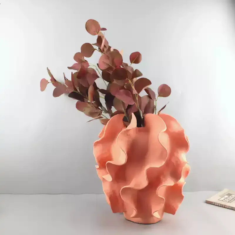Light Luxury Resin Wavy Skirt Flower Ware Art Flower Arrangement Vase Ornament Porch TV Cabinet Home Soft Decoration