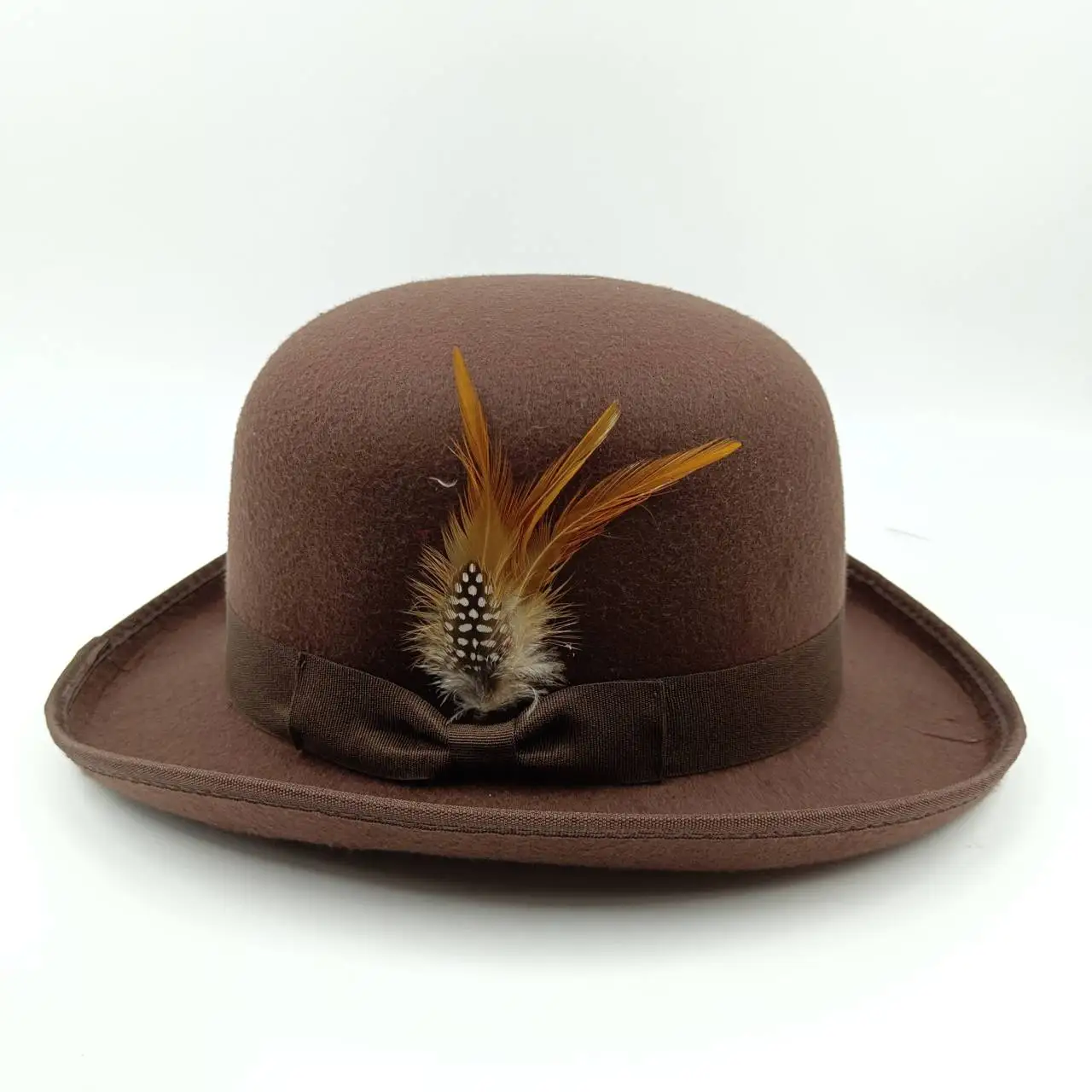 Round Top Hat for Men and Women British Style Fedora Hat with Feather Accessories Retro Rolled Brim Stage Hat Felt Fedora Cap