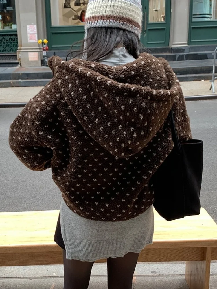 

Шикарное осенне-зимнее хлопковое женское пальто в стиле ретро, дизайнерская шляпа, стеганая ткань, застежка-молния, длинный свеч, стандартная посадка