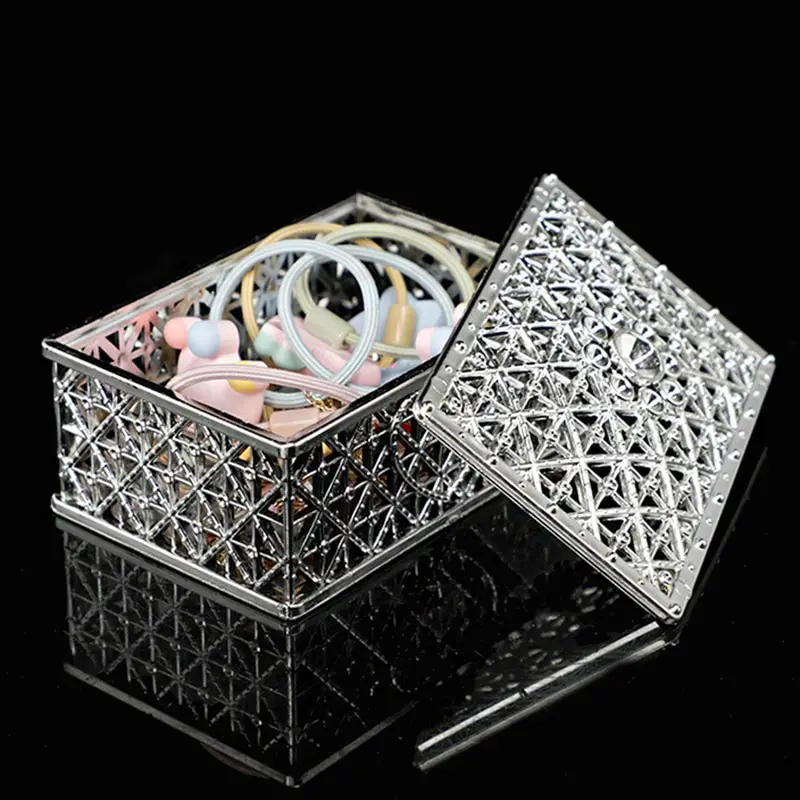 2 PCs Mini Treasure Storage Jewelry Box Silver-color Hollow Flower Pattern Jewelry Case Boxes for Necklace Earring Ring