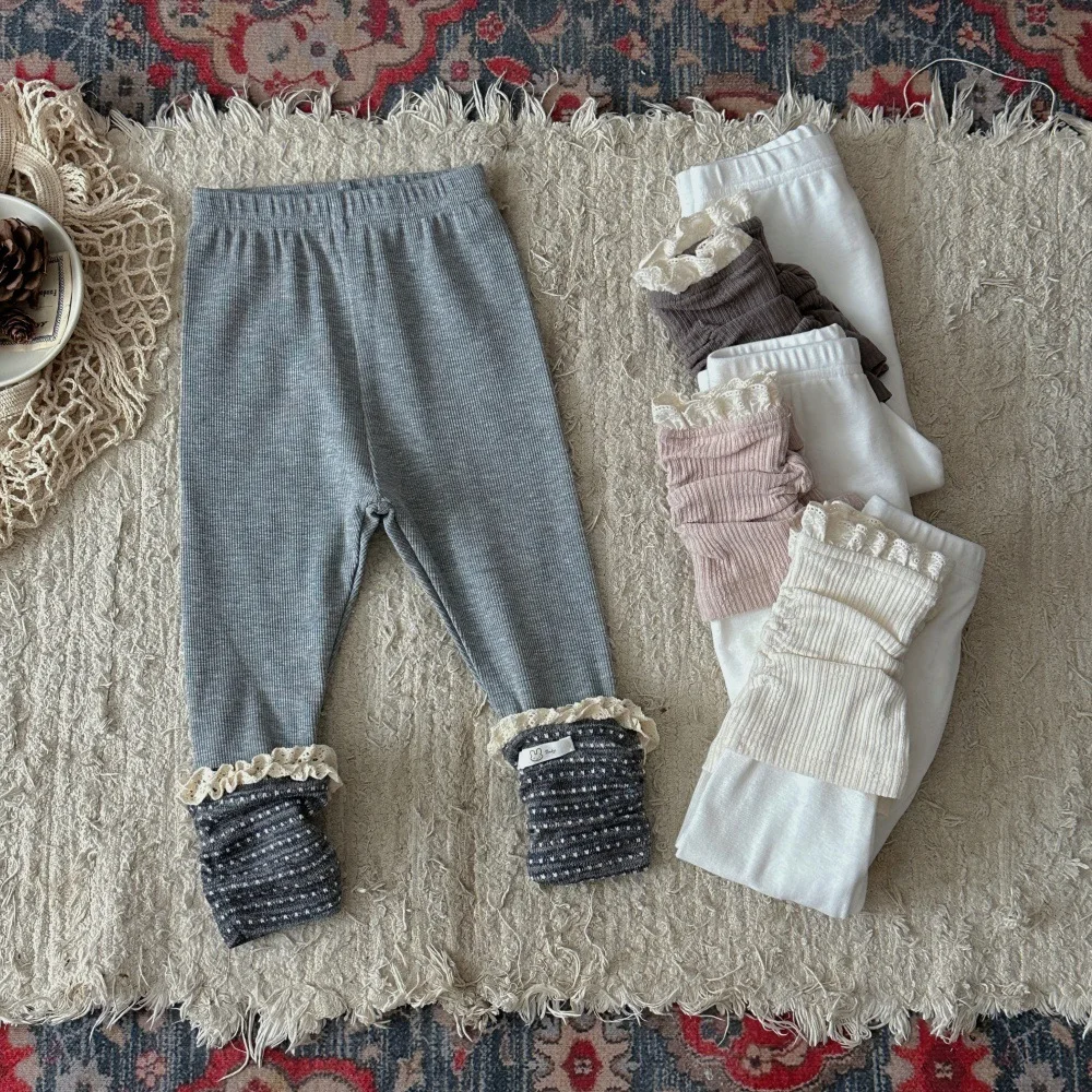 Herbstliche Mädchen-Strickstrumpfhose mit Spitzenrüschen, einfarbig, mit Baumwoll-Einsätzen, weiche, atmungsaktive Kinder-Leggings – Detail 5