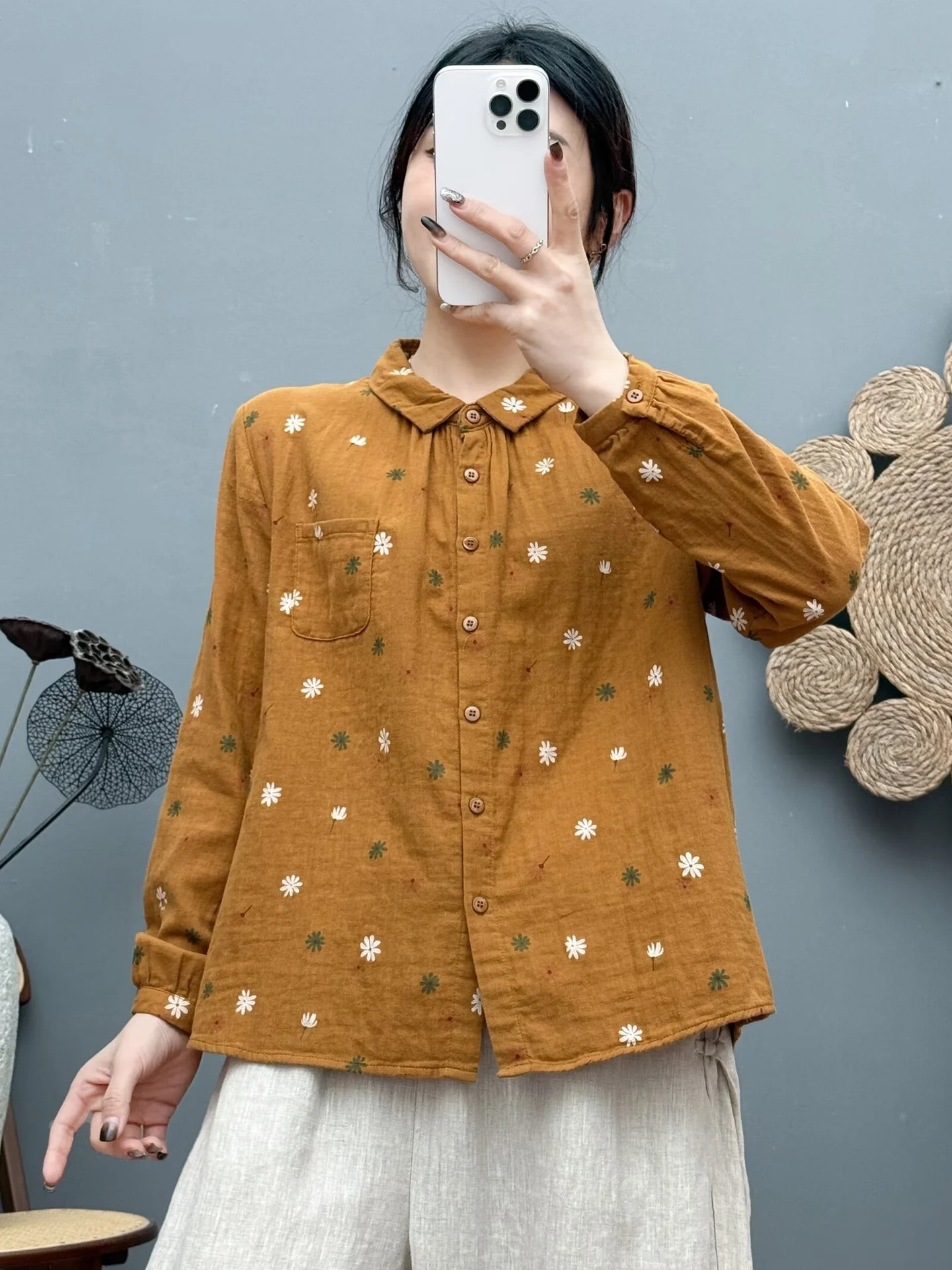 2026 모리 걸 스타일 빈티지 의류 일본 패션 러스틱 데이지 프린트 네이비 블루 옐로우 화이트 셔츠 100% 면사 블라우스