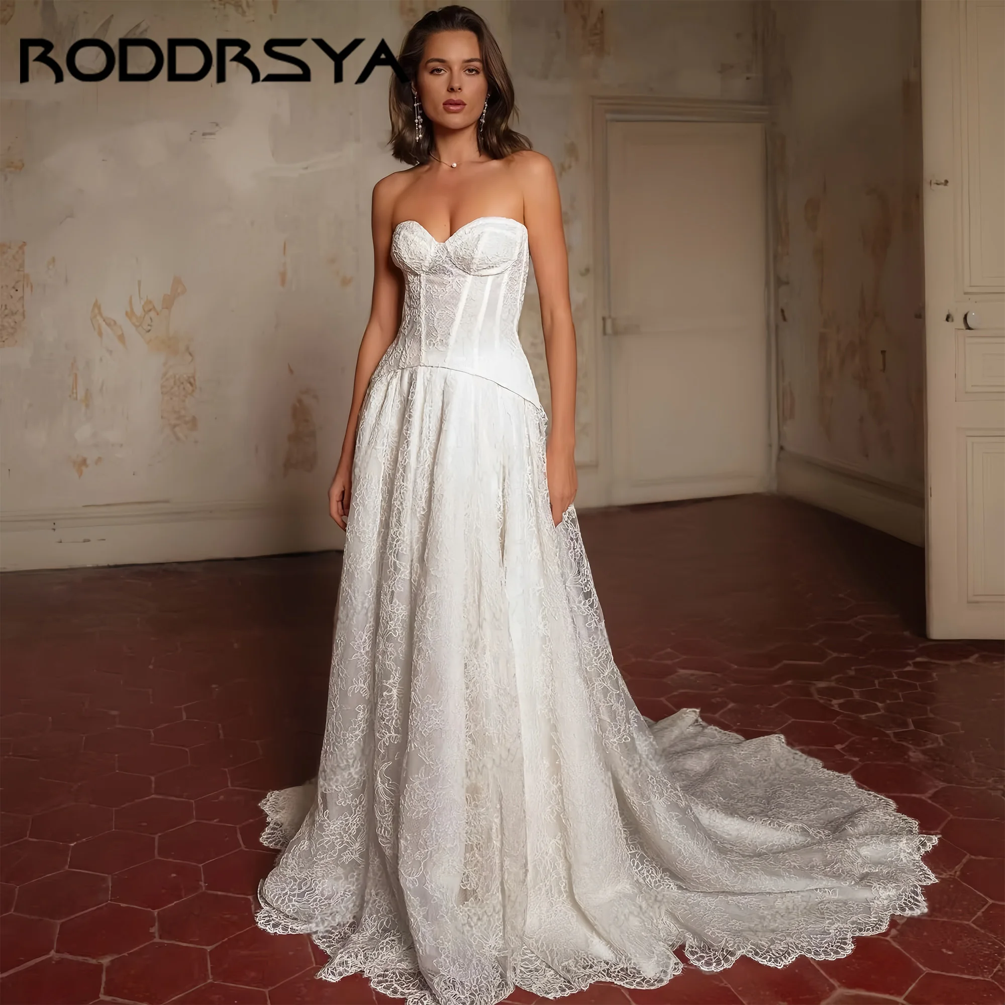 

Gorgeous Wedding Dresses Vintage Bridal Gowns Sexy Strapless Backless Robes Sweep Train Glamorous Vestidos De Novia Customized