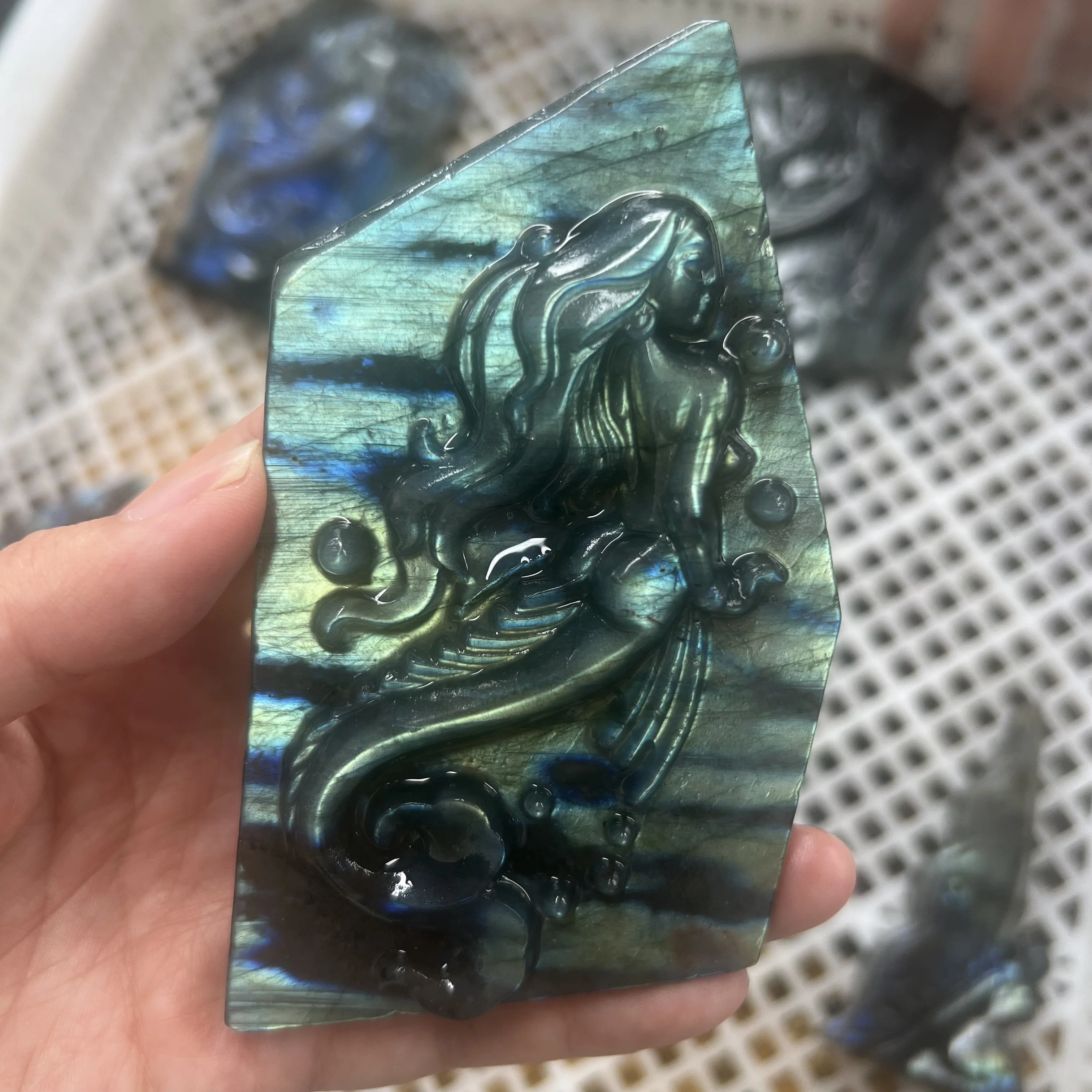 

Natural Labradorite Crystal Carved Animals Mermaid Healing Lucky Gems Gift