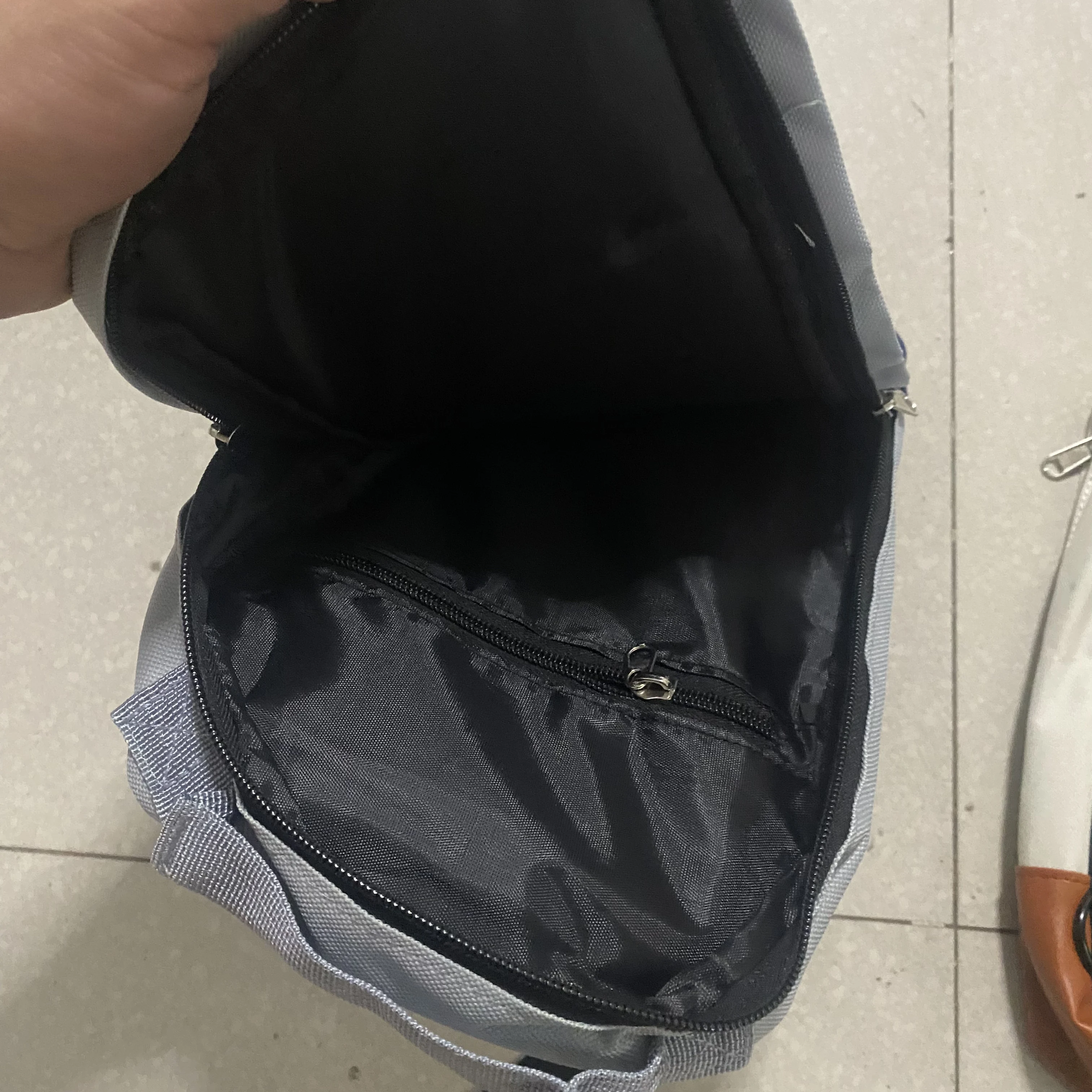 حقيبة كتف Brdwn GUNDAM للجنسين 07MS Team Shield Shape Cosplay من البوليستر