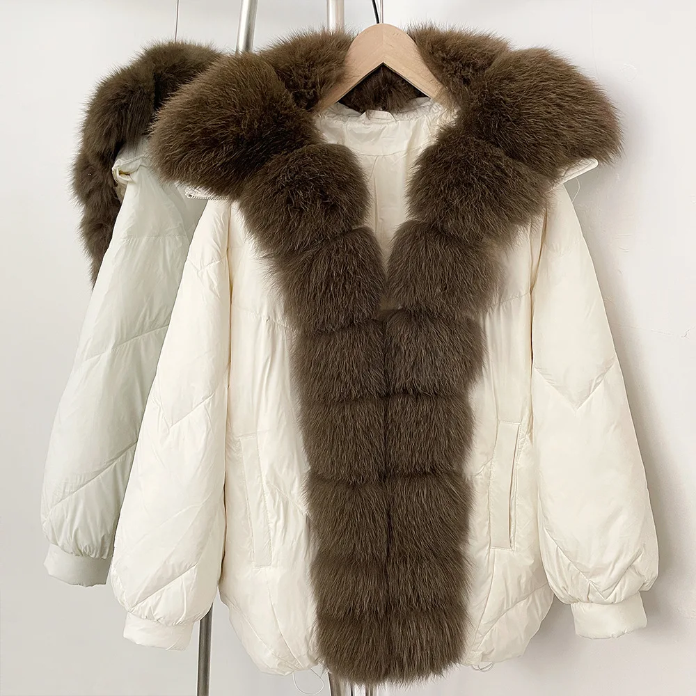سترات قصيرة غير رسمية على الموضة الكورية للشتاء لعام 2025 بياقة من فرو الثعلب الحقيقي وأكمام طويلة معطف سميك للنساء معاطف خارجية