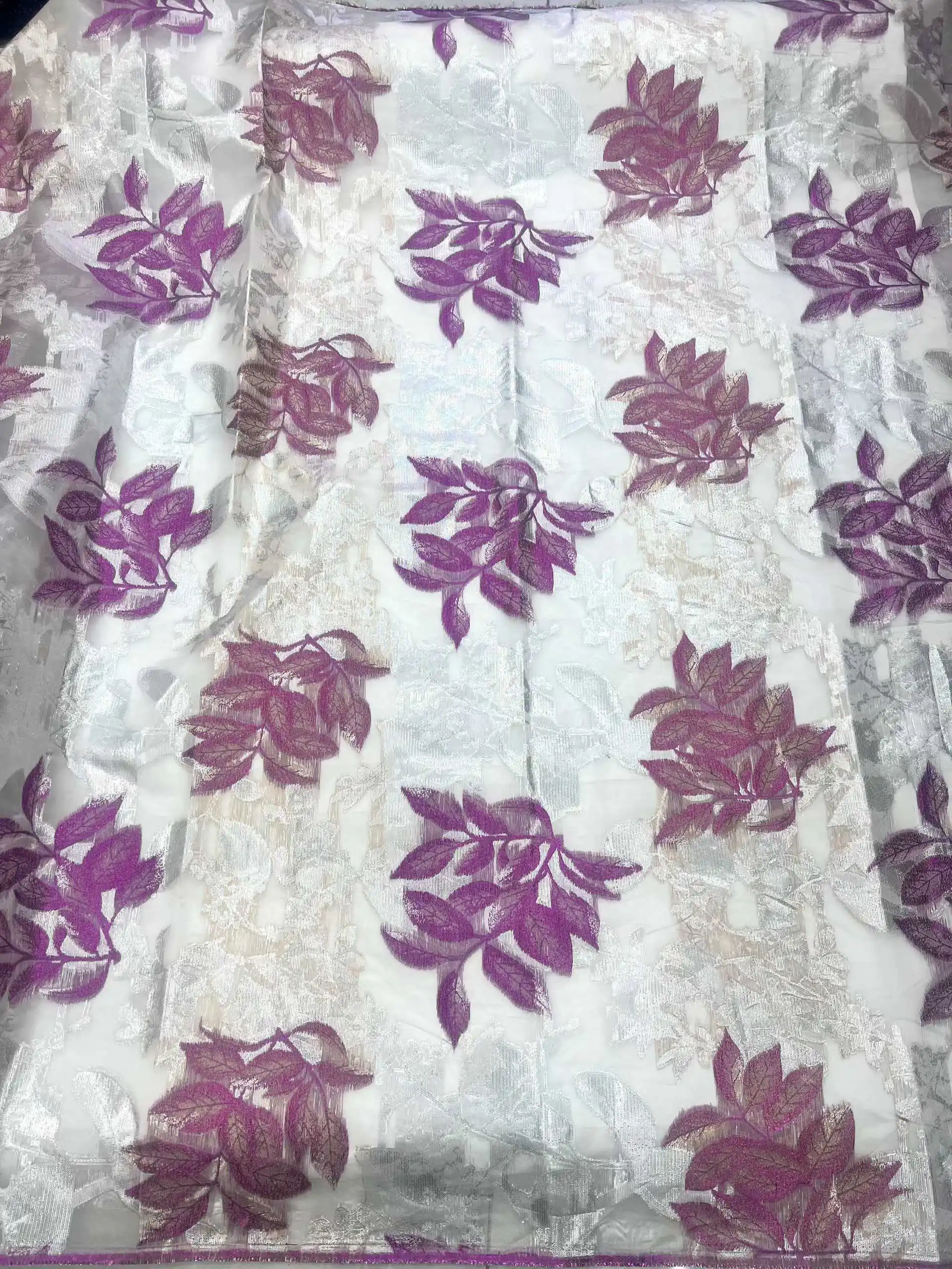 Ultimo 2025 Tessuto di pizzo broccato africano di alta qualità Tessuto di pizzo jacquard nigeriano Damasco per le donne Abiti da festa di nozze AH1648