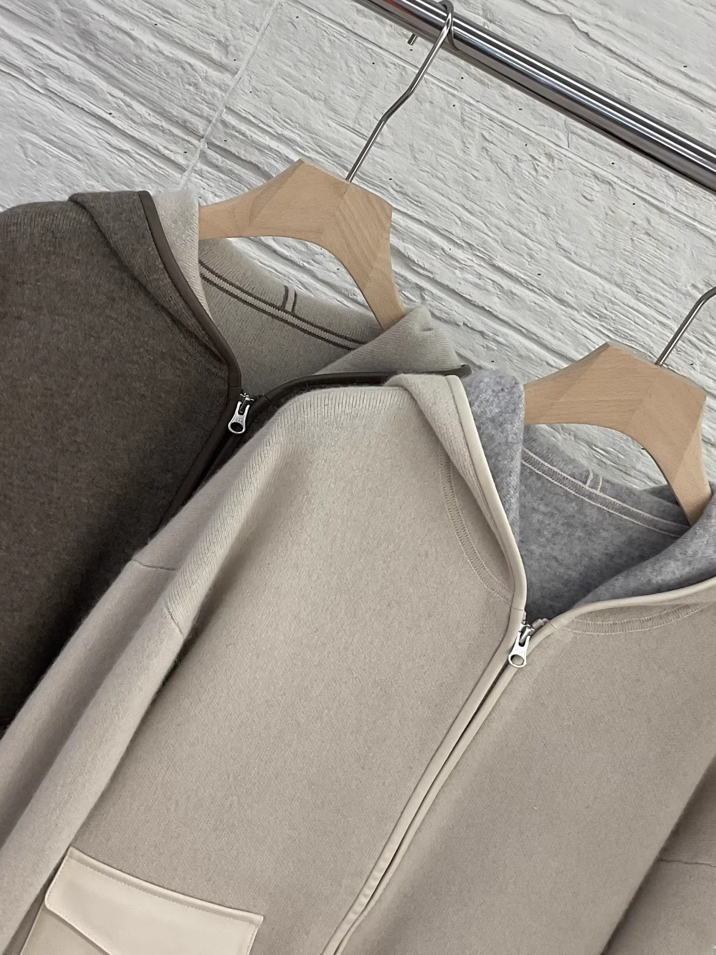

Leather Patchwork Pockets Women Hooded Cardigan Long Sleeve Solid Color Loose Fashion Knitted Sweater
