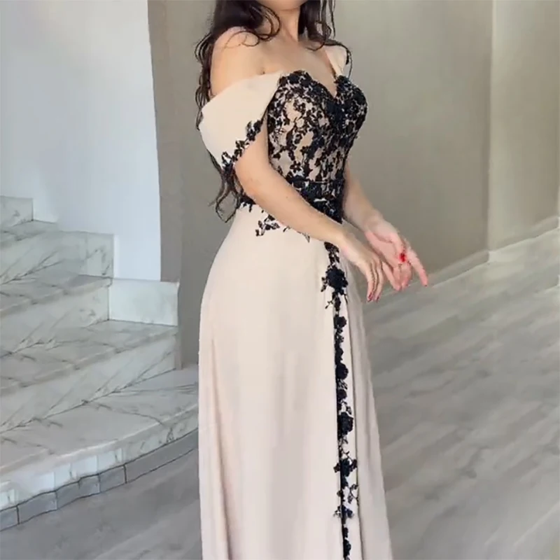 Black Lace Appliques Evening Dresses Off the shoulder Cloak Chiffon Prom Dresses Celebrity Customized Gowns