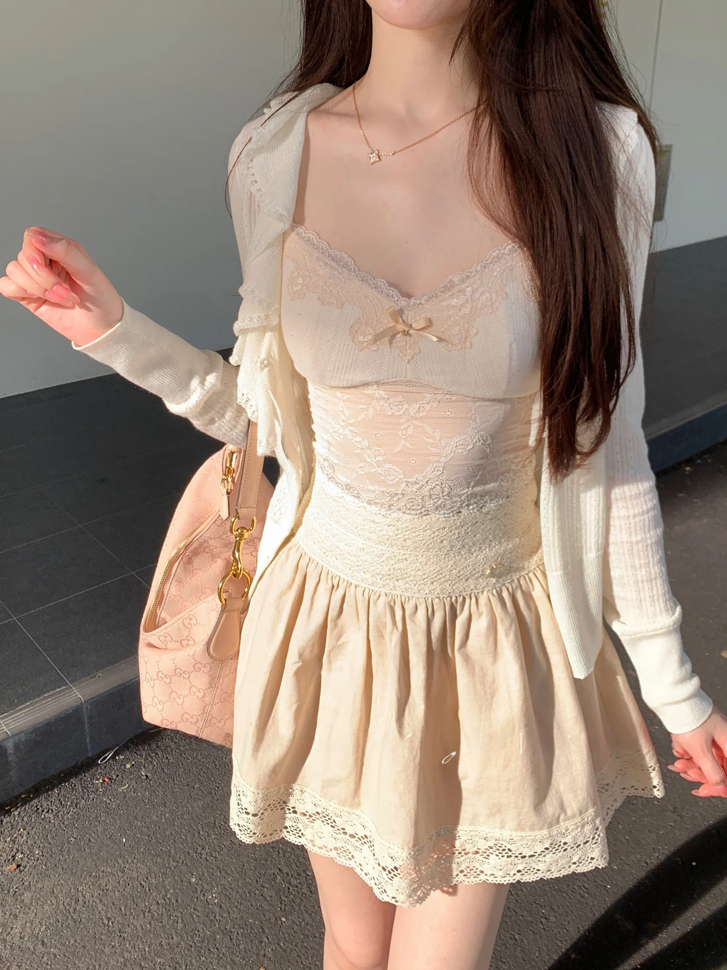 

Кружевной трикотажный топ-бретельки с V-образным вырезом и узлом, высокоэластичный, для молодых девушек