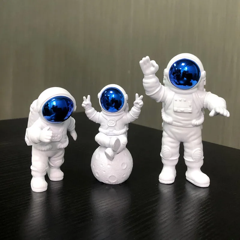 New resin astronaut decoration, astronaut decoration, Nordic style room decoration, desktop and desk Decoration